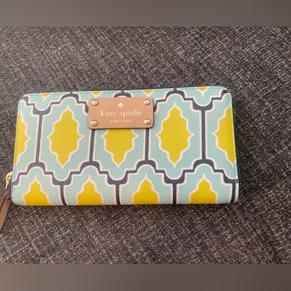 Kate Spade ♠️ purse and wallet set - Picture 2 of 6